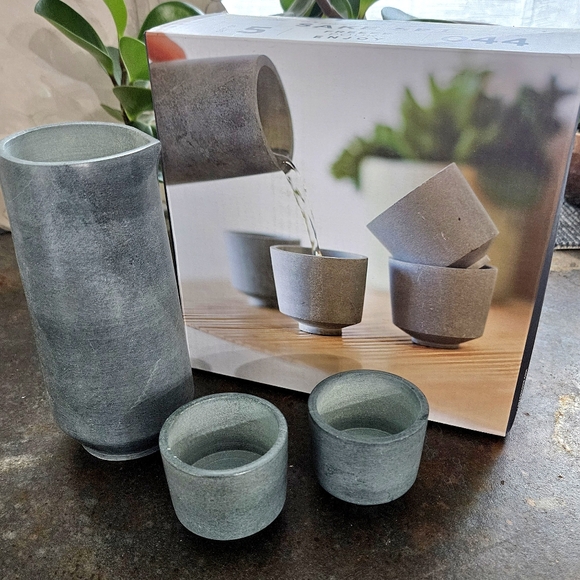 Sparq Home Sake Set 5 Piece Original Soapstone Freeze, Pour, Enjoy NIB! - Picture 4 of 4